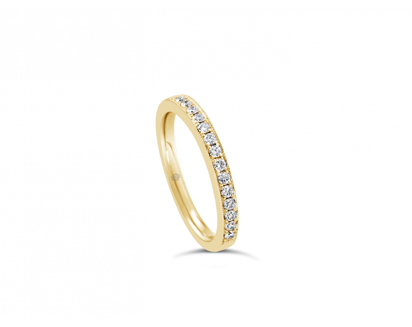 18k yellow gold 0,25ct* half eternity milgrain pave set diamond wedding ring Photos & images