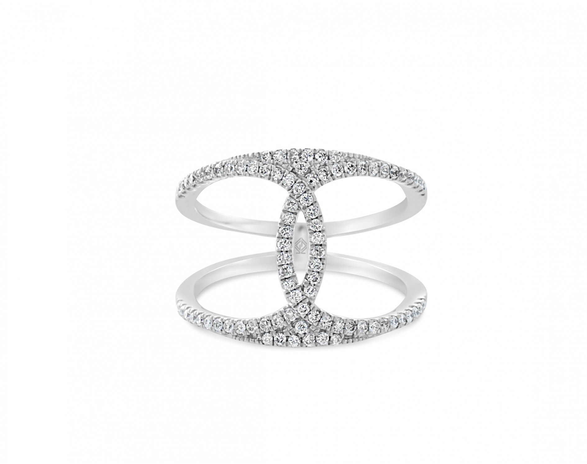 18k white gold cc-fashion round shaped diamond ring
