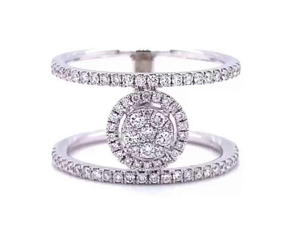18k white gold fashion halo illusion set round shaped diamond engagement ring in pave set 0,40tcw Photos & images