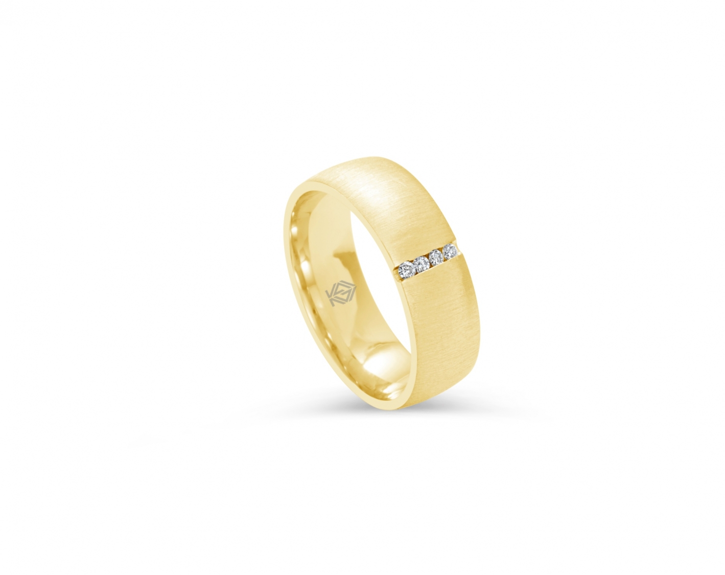 18k yellow gold 6mm matte wedding ring with a vertical line of four diamonds