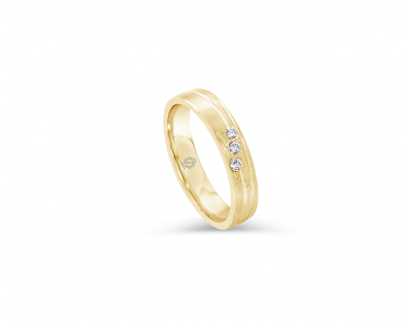 18k yellow gold 4mm matte wedding ring set with three round diamonds and non-parallel inlays