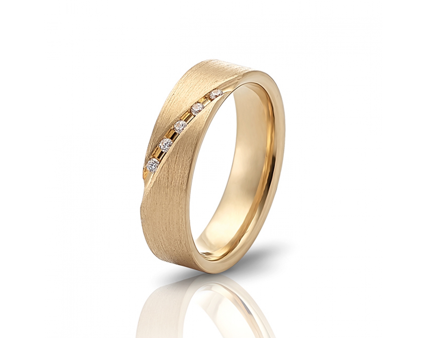18k yellow gold 5mm matte wedding band with diagonal line and diamonds