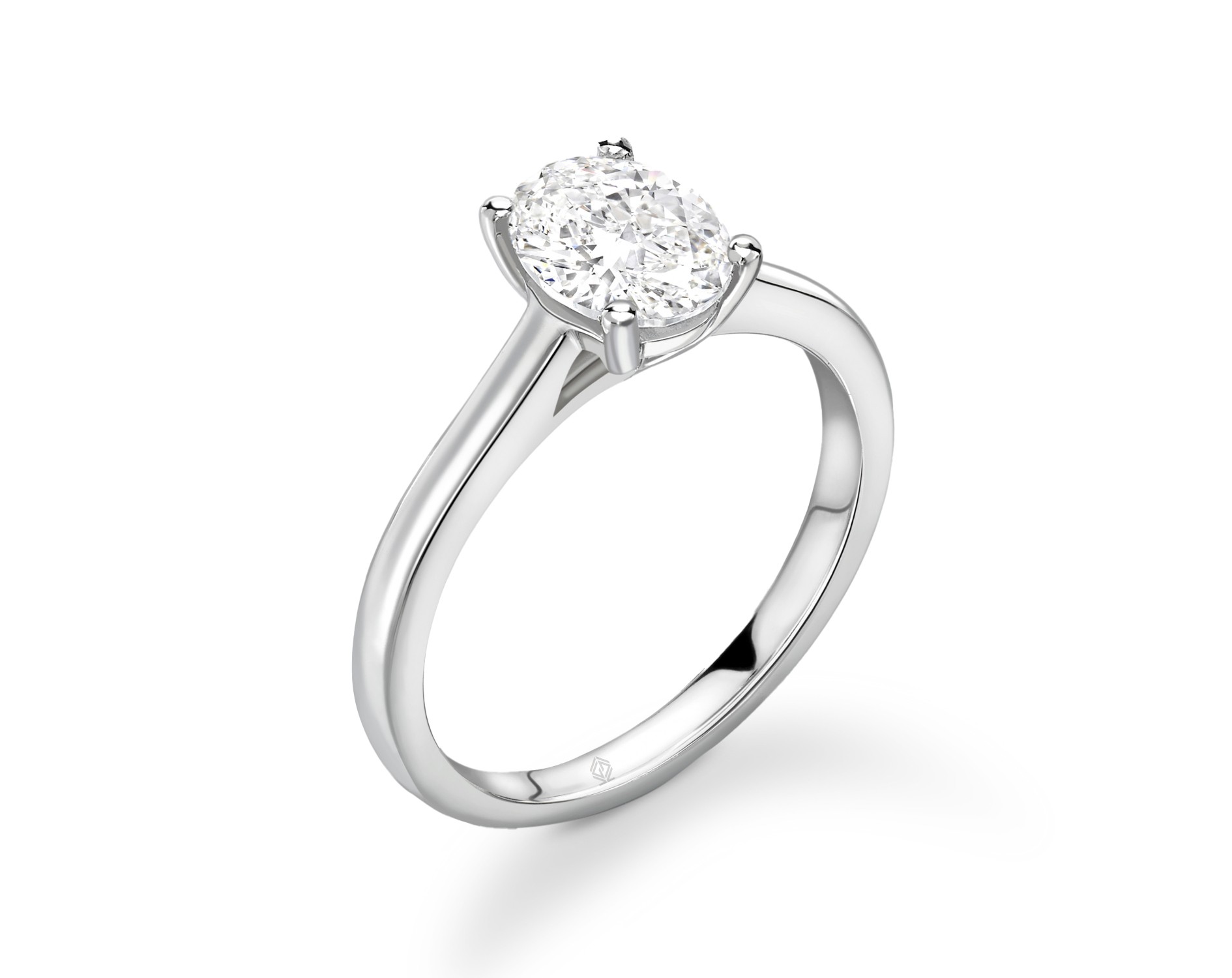 18K WHITE GOLD OVAL CUT SOLITAIRE DIAMOND ENGAGEMENT RING