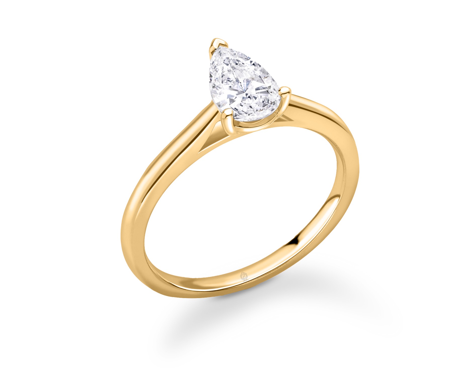 18K YELLOW GOLD PEAR CUT SOLITAIRE DIAMOND ENGAGEMENT RING