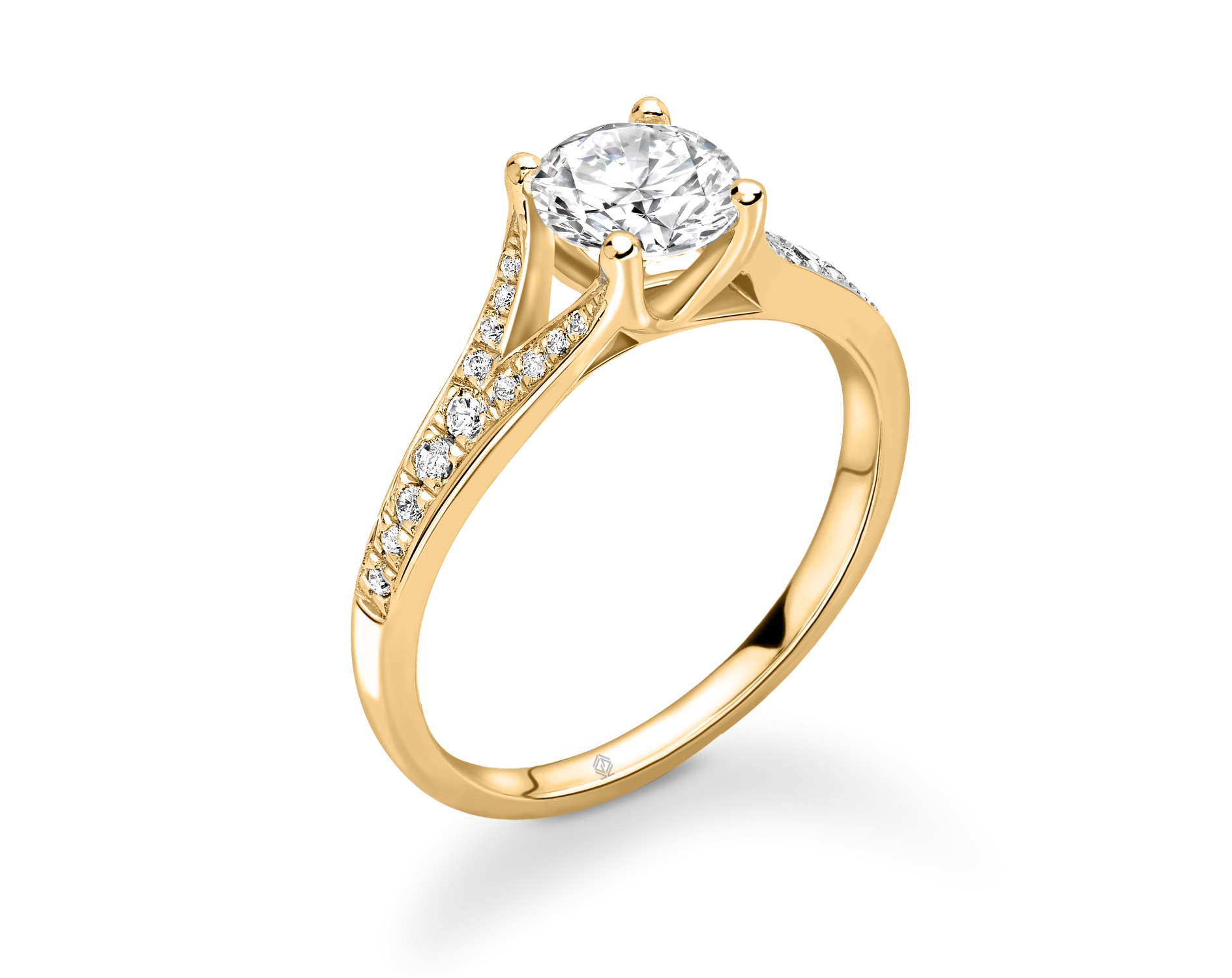 18K YELLOW GOLD ROUND CUT 4 PRONGS DIAMOND ENGAGEMENT RING WITH SPLIT SHANK AND SIDE STONES