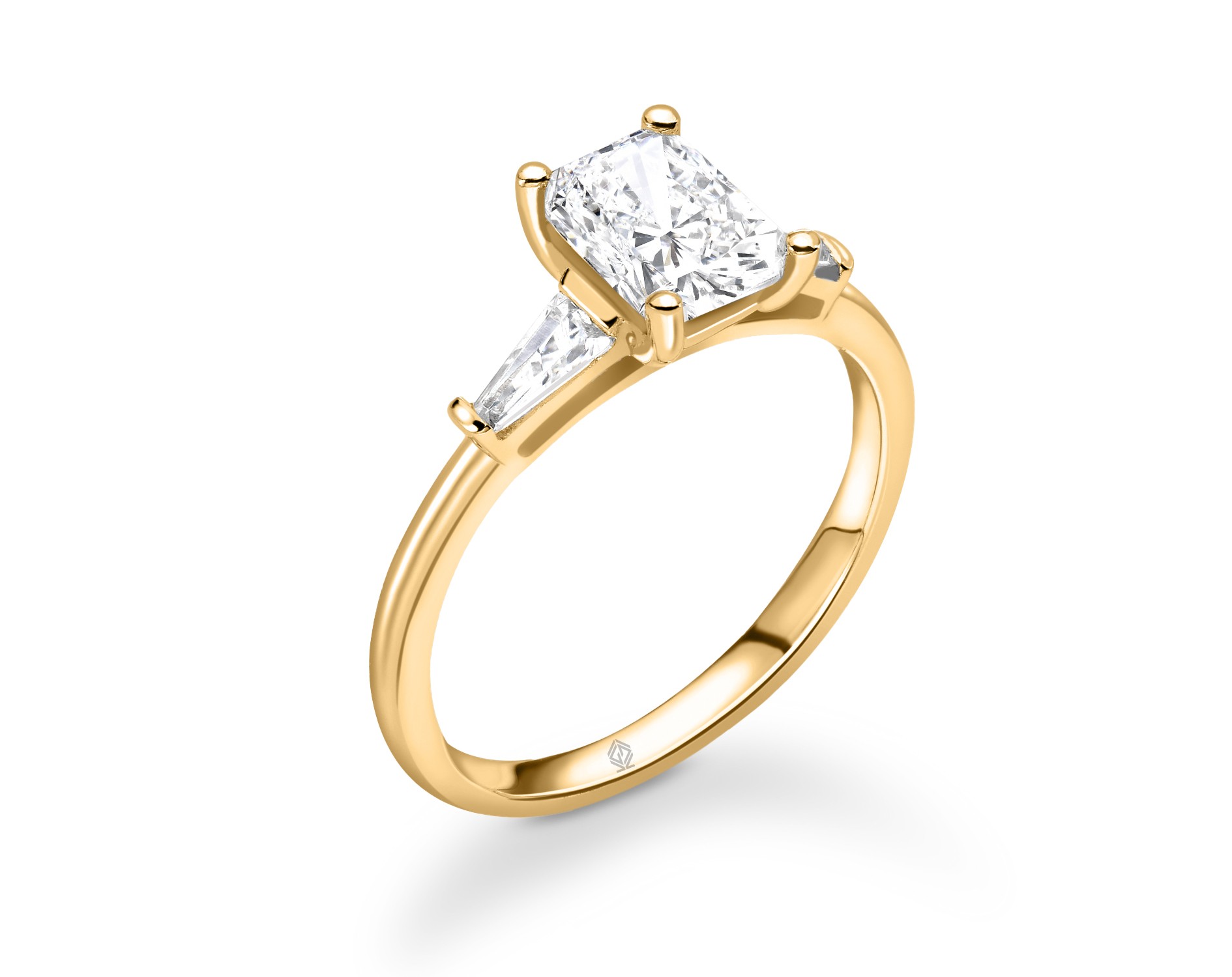 18K YELLOW GOLD CUSHION CUT DIAMOND ENGAGEMENT RING WITH BAGUETTES CUT SIDE STONES